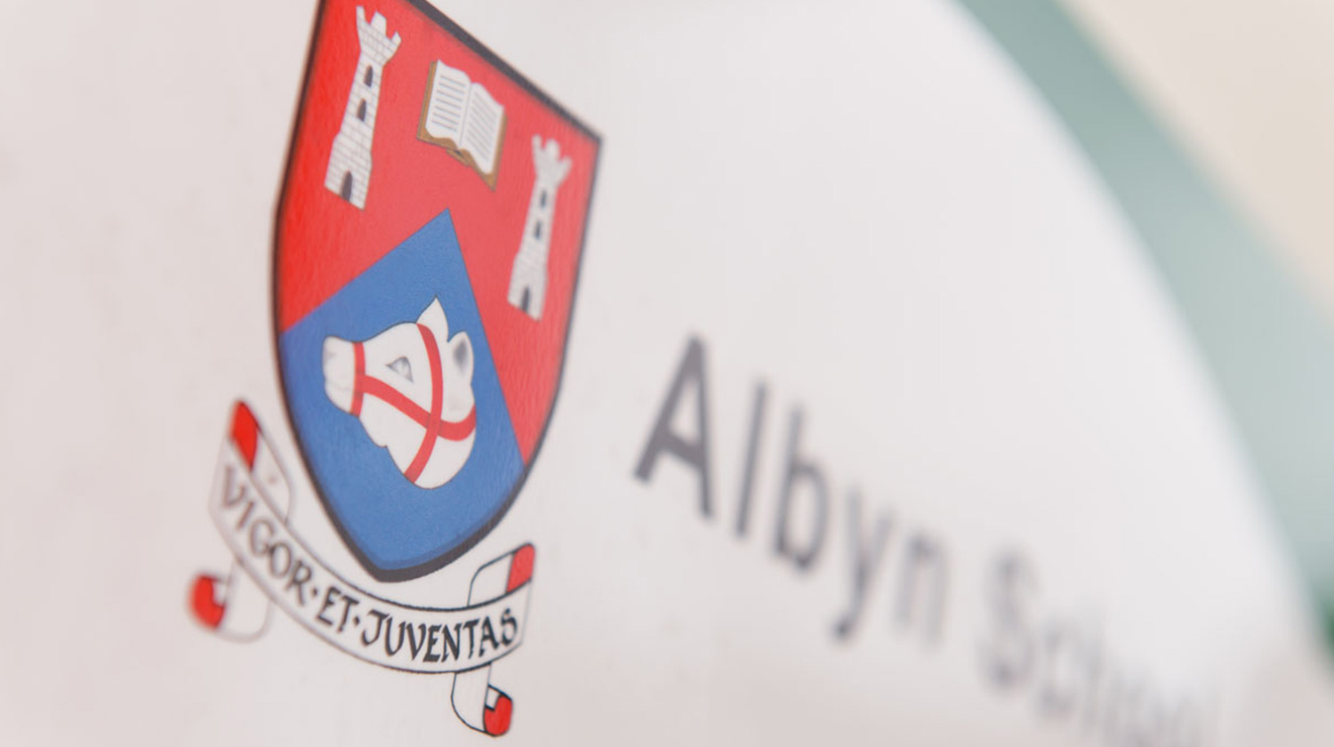 Albyn School Logo